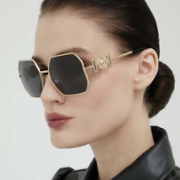 Versace Sunglasses, New 250 - Picture 2 of 3